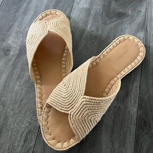 CARRIE FORBES Woven Raffia Flat Slide Sandals